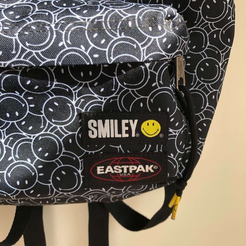 Eastpak Smiley Backpack - Picture 2 of 7